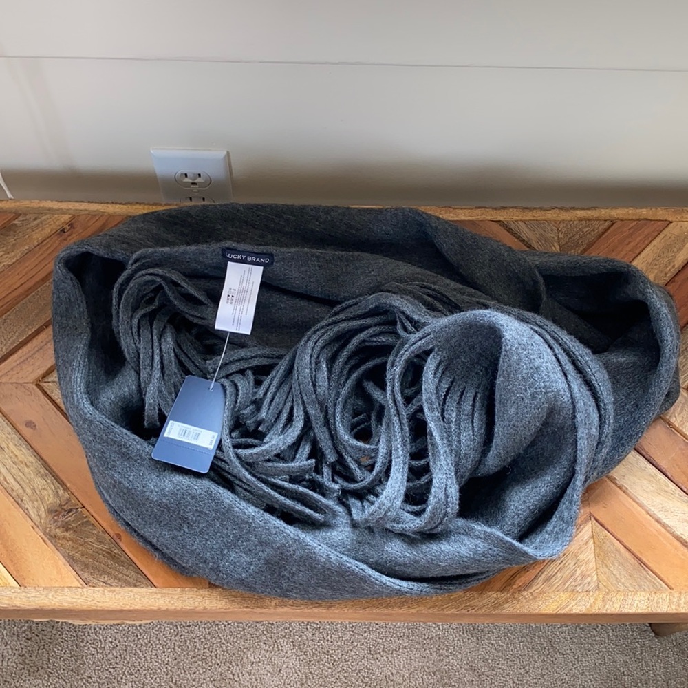 Lucky Brand scarf